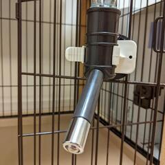 ペット用給水器（ペットボトル装着型）