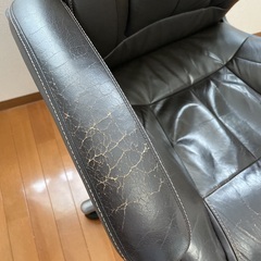 イトーキ オフィスチェア カテドラYR5Hタイプ YR5H-DB-ELの画像