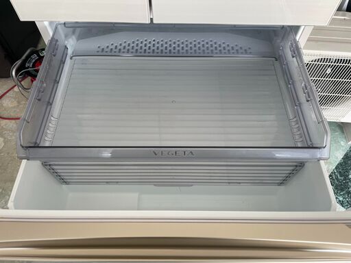 東芝　ベジータ　6ドア冷蔵庫（551L）自動製氷搭載　リサイクルショップ宮崎屋住吉店　22.6.23　ｙ
