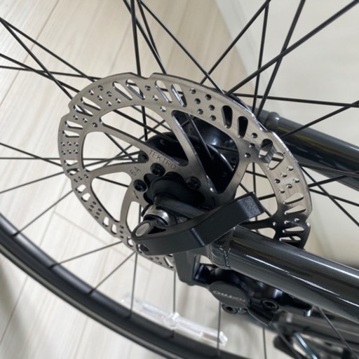 【ほぼ未使用】cannondaleクロスバイクおまけ付き（室内保管）