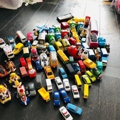 幼児用トミカやトーマス車やバイク乗り物沢山のセットまとめ売り