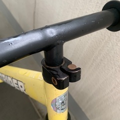 ストライダー　黄色の画像