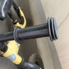 ストライダー　黄色の画像