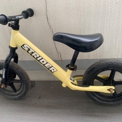 ストライダー　黄色