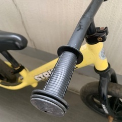 ストライダー　黄色の画像