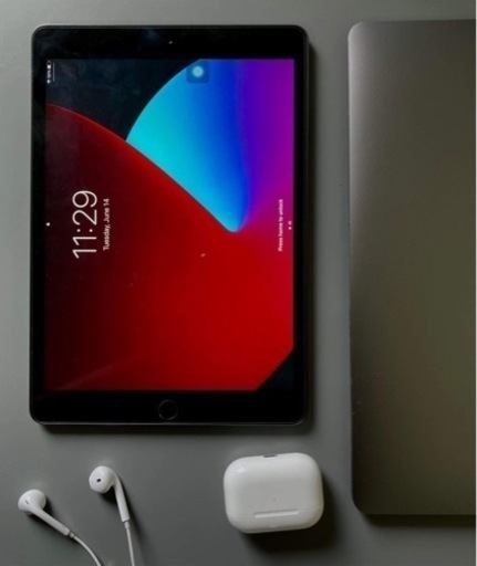 自転車 iPad 8th Gen, 32GB