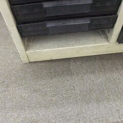 ◆お引取り限定/三重県/値引不可◆中古引き出し1つ足りないウチダのキャビネット☆A☆の画像
