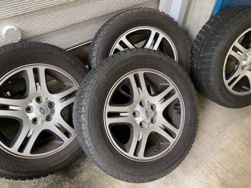 初秋割 ٩(^‿^)۶ レンジローバー3rdのホイールとスタッドレス