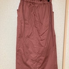 GU ジーユー ペーパーバックミディスカート 完売色 くすみピンク ポケットあり の画像