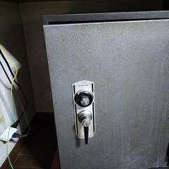 金庫差し上げます
