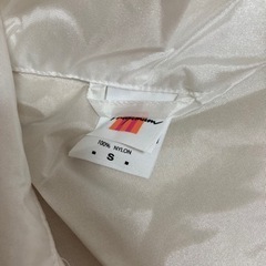 ナイロン白ブルゾンSMの画像