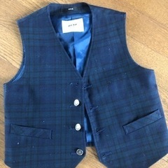 三日月小学校制服の画像