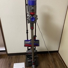 【分解清掃済】コードレス ダイソン 掃除機 V8（スタンド付き）