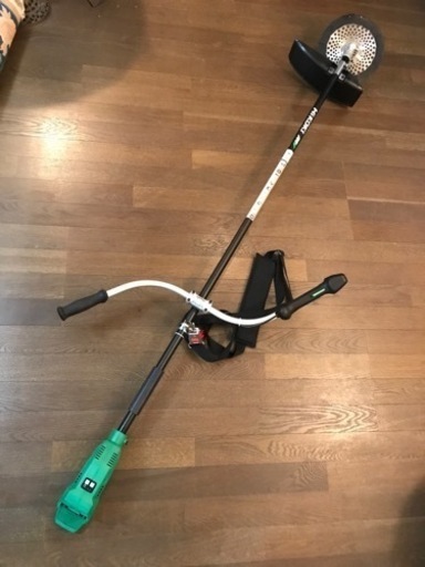 新品HIKOKI日立工機草刈り機とバッテリー充電器など、充電式　新品未使用