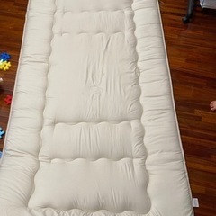 美品　シングル布団　敷布団　カインズ