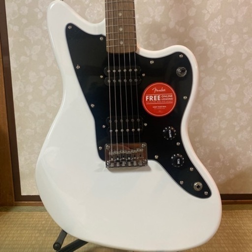 スクワイア　by フェンダー　ジャズマスター