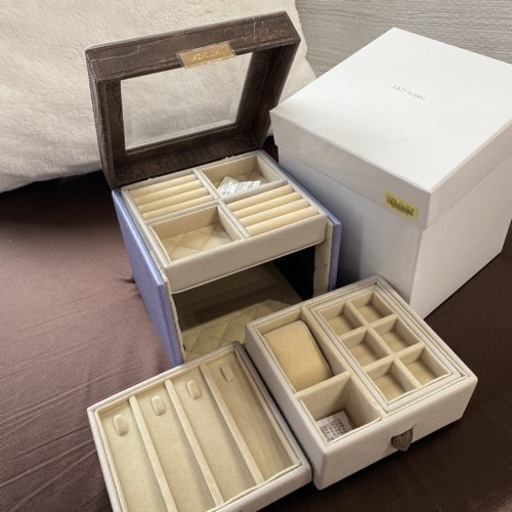 ジュエリーボックス　LAZY SUSAN ジュエリーケース　水色　指輪ケース