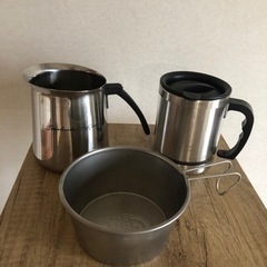 キャンプ　アウトドアグッズ