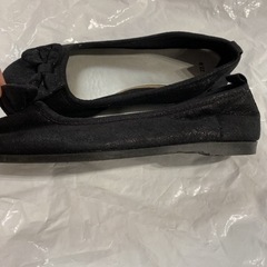 パンプス 黒　ラメ 22cm ペタンコサンダルの画像