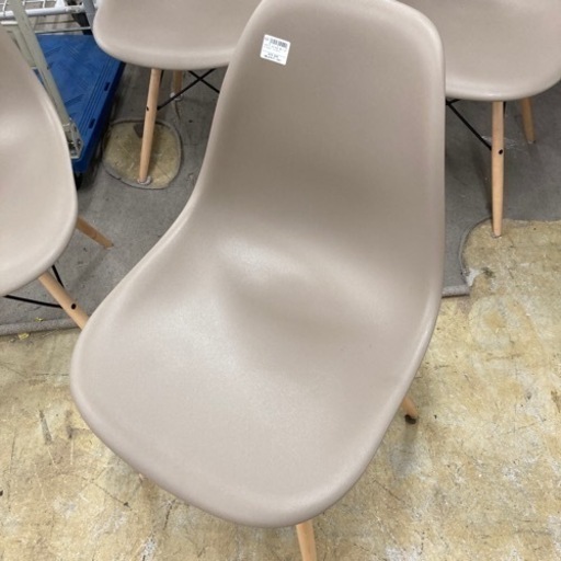 ハーマンミラー　シェルチェア入荷しました！