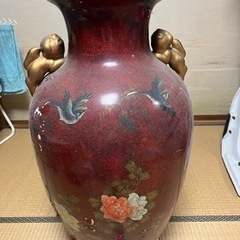 大きな花瓶？