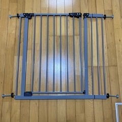 取引中　ベビー　ゲージ　柵　の画像