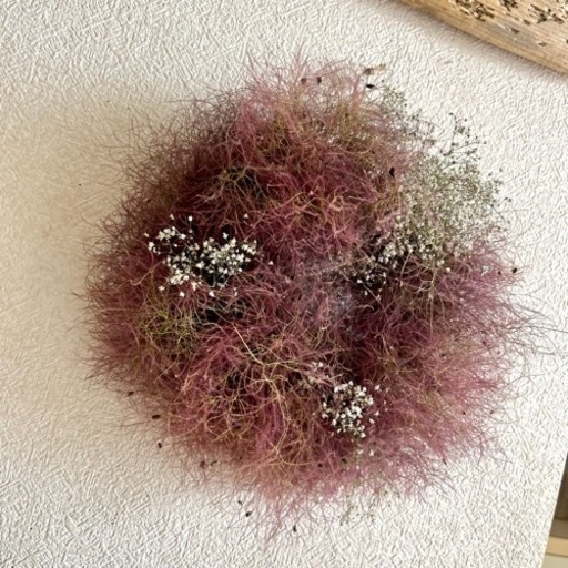 スモークツリー　かすみ草　リース大きめ