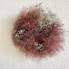 スモークツリー　かすみ草　リース大きめ