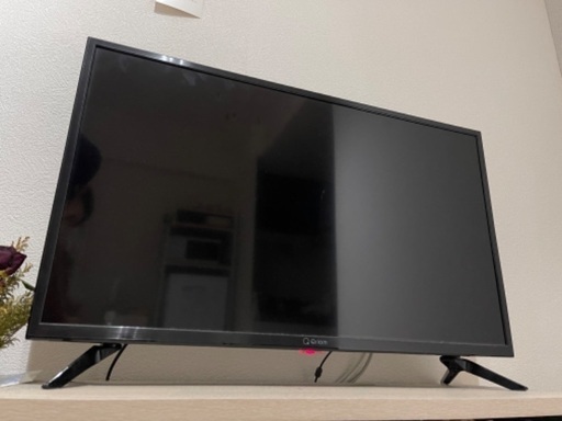 ハイビジョン液晶テレビ32V 山善 Qriom