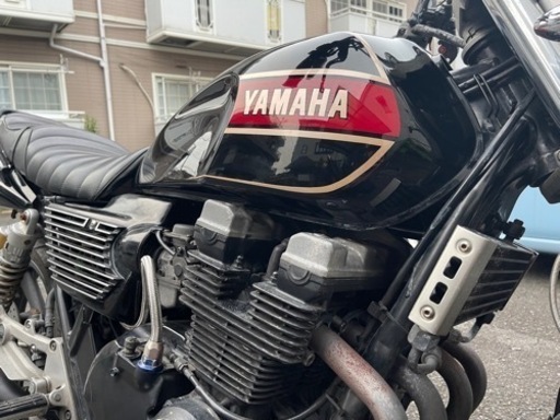 xjr400 rzカラー外装アルフィン