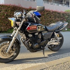 xjr400 rzカラー外装アルフィンの画像