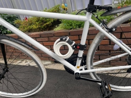 【クロスバイク 自転車 】700C 21段変速 前後フェンダー