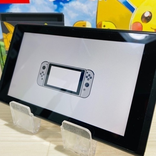 ニンテンドースイッチ　let's go ピカチュウ　本体　Switch 箱付き