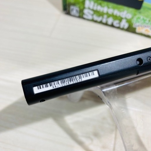 ニンテンドースイッチ　let's go ピカチュウ　本体　Switch 箱付き