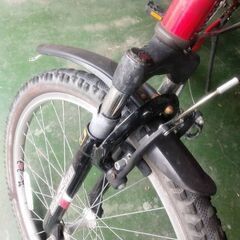 【ワケあり】26インチ 🚲 BRIDGESTONE CROSSFIRE 3980円 変速3×7 新規防犯登録料込 284の画像