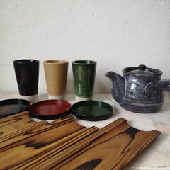 中古　急須　湯飲み茶わん3個　茶たく3個　おしぼり置き3個　セット