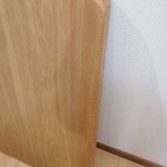 木製の家具調ローテーブルの画像