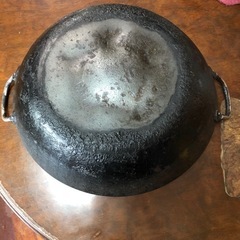鉄鍋　丸型の画像
