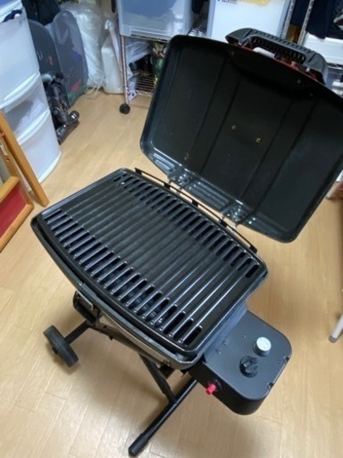 キャンプに！アウトドアに！Coleman ガス　バーベキュー　コンロ　キャンプやBBQにいかがですか？