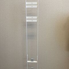 【美品】山崎実業　コードレスクリーナースタンド　ホワイトの画像