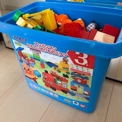 【取引成立】アンパンマンたのしいのりものバケツ