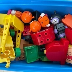 【取引成立】アンパンマンたのしいのりものバケツの画像