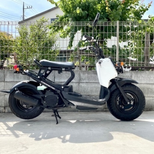 白&黒のツートン！　ホンダ　ズーマー　HONDA  ZOOMER  キャブモデル