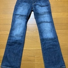 ユニクロ　ジーンズ