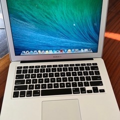 MacBookAir 121GB