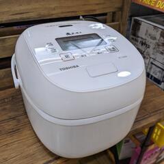 8/23 値下げ⭐️ハイスペック⭐️2021年製 TOSHIBA 5.5合 真空IH炊飯器 RC-10VRR 東芝