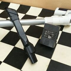 アイリスオーヤマ 充電式サイクロンスティッククリーナー  ホワイ...