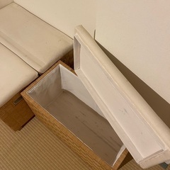 収納出来る椅子の画像
