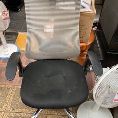 ☆中古￥800！【会員価格￥800】椅子　家具　幅65cmｘ奥行...