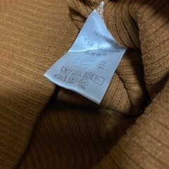 INGNI 半袖 2枚目が近いお色になりますの画像